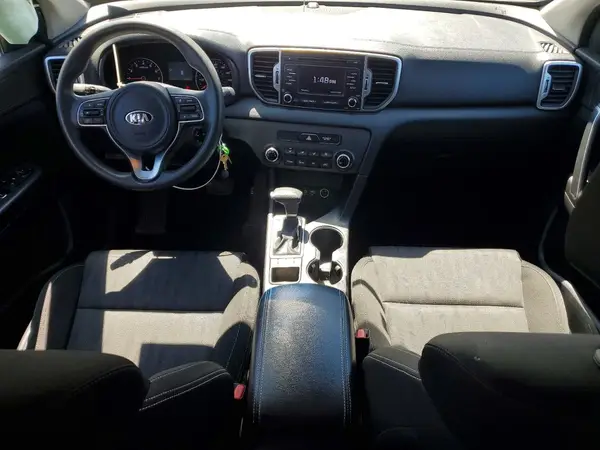 KNDPMCAC2H7042377 2017 KIA SPORTAGE - Image 8