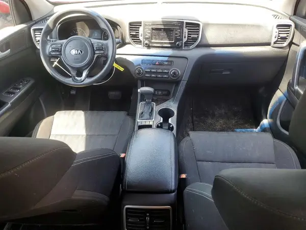 KNDPMCAC2H7049636 2017 KIA SPORTAGE - Image 8