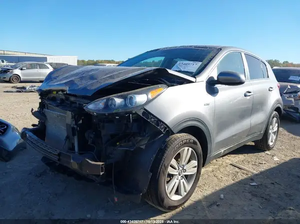 KNDPMCAC2H7064489 2017 KIA SPORTAGE - Image 2