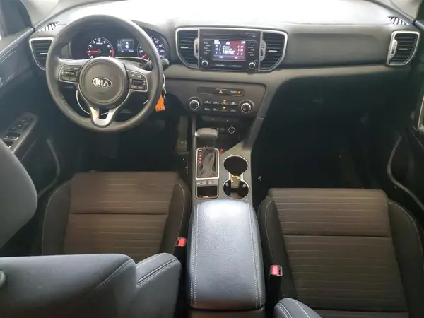 KNDPMCAC2H7093684 2017 KIA SPORTAGE - Image 8