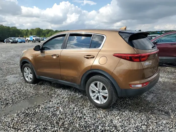 KNDPMCAC2H7097850 2017 KIA SPORTAGE - Image 2