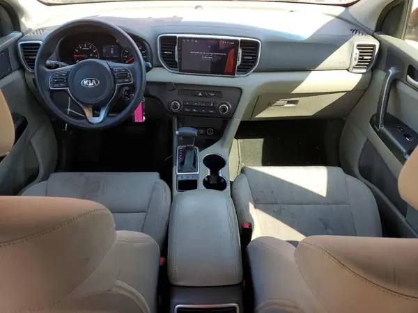 KNDPMCAC2H7099405 2017 KIA SPORTAGE - Image 8