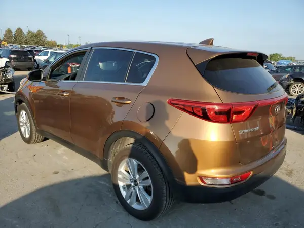 KNDPMCAC2H7111021 2017 KIA SPORTAGE - Image 2