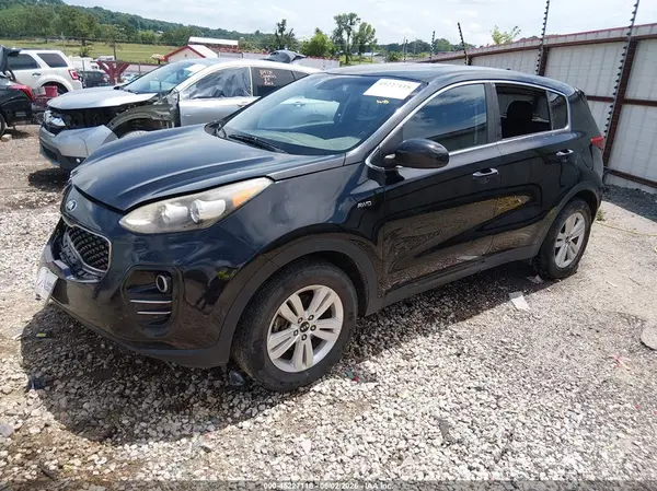 KNDPMCAC2H7112847 2017 KIA SPORTAGE - Image 2