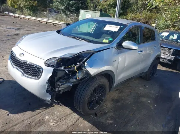 KNDPMCAC2H7131642 2017 KIA SPORTAGE - Image 2