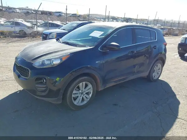 KNDPMCAC2H7139031 2017 KIA SPORTAGE - Image 2