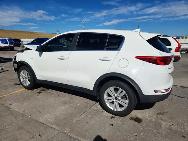 KNDPMCAC2H7140907 2017 KIA SPORTAGE - Image 2