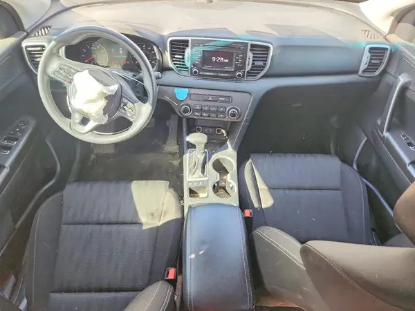 KNDPMCAC2H7140907 2017 KIA SPORTAGE - Image 8