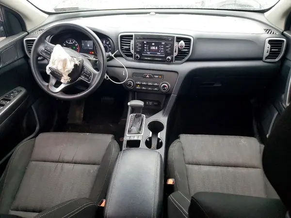 KNDPMCAC2H7167623 2017 KIA SPORTAGE - Image 8
