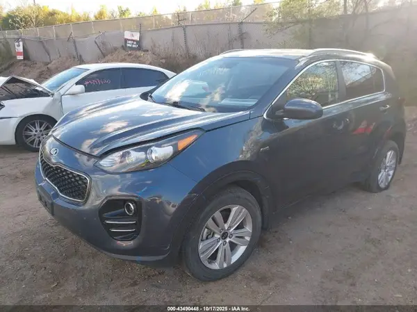 KNDPMCAC2H7183837 2017 KIA SPORTAGE - Image 2