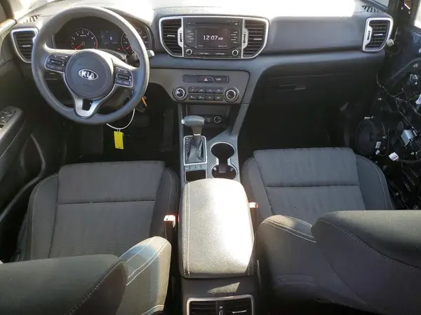 KNDPMCAC2H7188469 2017 KIA SPORTAGE - Image 8