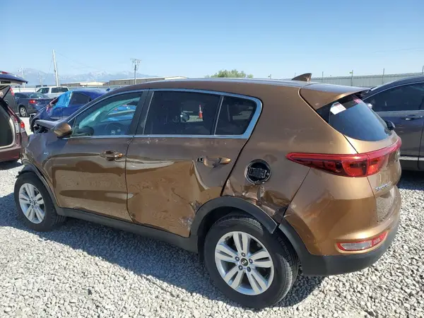 KNDPMCAC2H7220675 2017 KIA SPORTAGE - Image 2