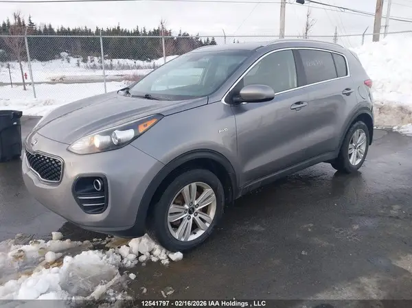 KNDPMCAC2H7223821 2017 KIA SPORTAGE - Image 2