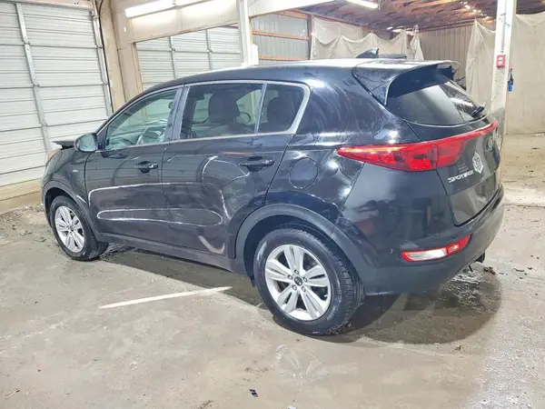KNDPMCAC2H7229795 2017 KIA SPORTAGE - Image 2