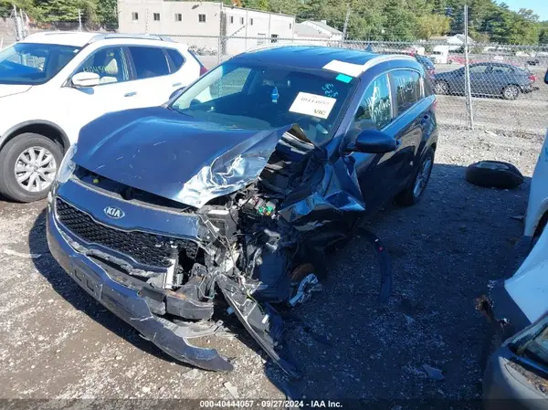 KNDPMCAC2H7238304 2017 KIA SPORTAGE - Image 2