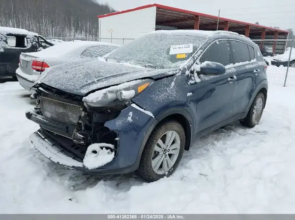 KNDPMCAC2H7239047 2017 KIA SPORTAGE - Image 2