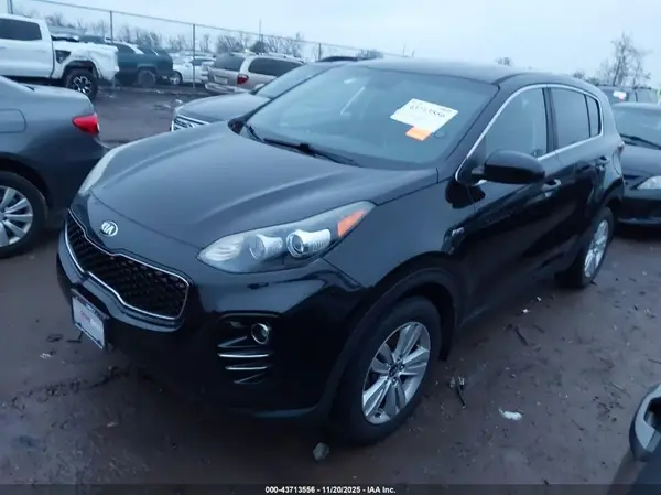 KNDPMCAC2H7242322 2017 KIA SPORTAGE - Image 2