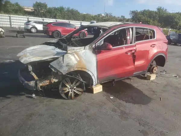 KNDPMCAC2H7243194 2017 KIA SPORTAGE - Image 1