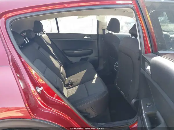KNDPMCAC2H7243342 2017 KIA SPORTAGE - Image 8