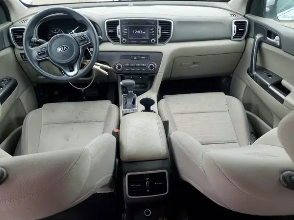 KNDPMCAC2H7245401 2017 KIA SPORTAGE - Image 8