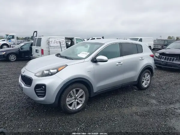 KNDPMCAC2H7257287 2017 KIA SPORTAGE - Image 2