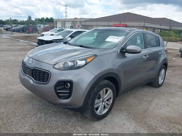 KNDPMCAC2H7273683 2017 KIA SPORTAGE - Image 2