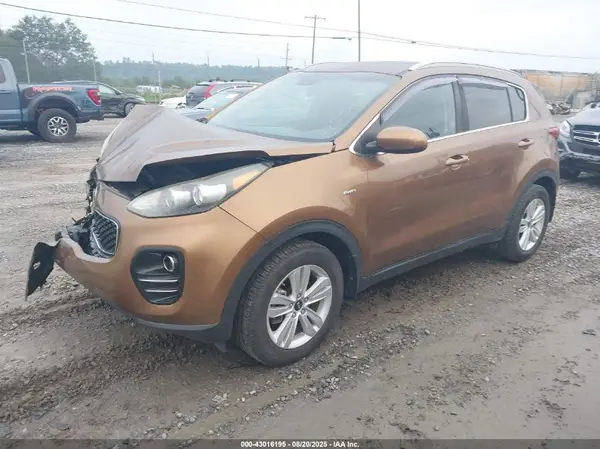 KNDPMCAC2H7287924 2017 KIA SPORTAGE - Image 2