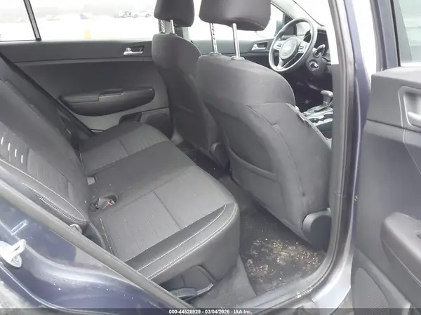 KNDPMCAC2J7326243 2018 KIA SPORTAGE - Image 8