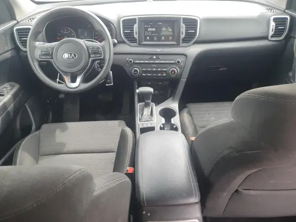 KNDPMCAC2J7326503 2018 KIA SPORTAGE - Image 8