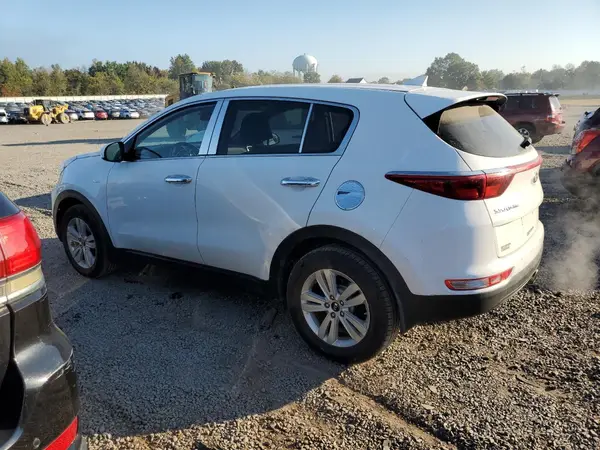 KNDPMCAC2J7344743 2018 KIA SPORTAGE - Image 2