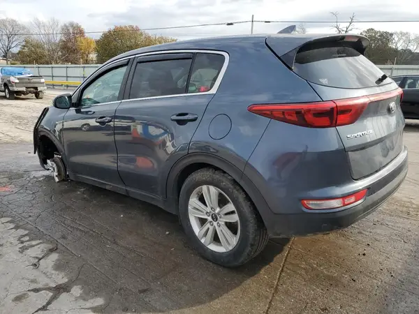 KNDPMCAC2J7347982 2018 KIA SPORTAGE - Image 2