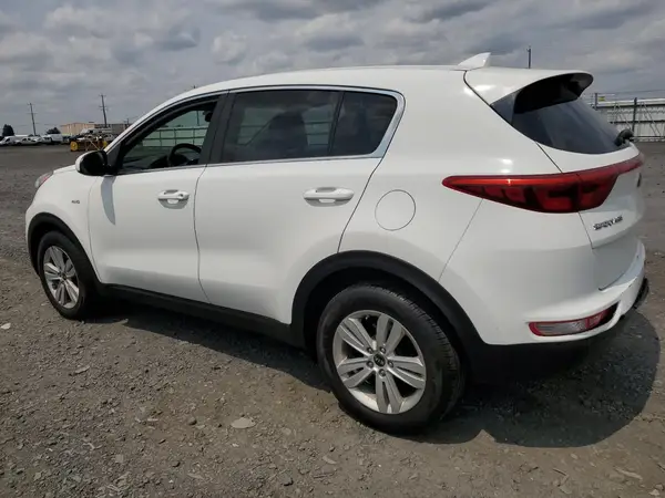 KNDPMCAC2J7348839 2018 KIA SPORTAGE - Image 2