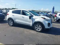 KNDPMCAC2J7354334 2018 KIA SPORTAGE