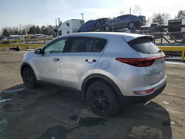 KNDPMCAC2J7365978 2018 KIA SPORTAGE - Image 2