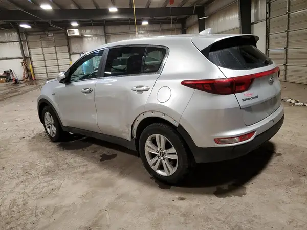 KNDPMCAC2J7384501 2018 KIA SPORTAGE - Image 2