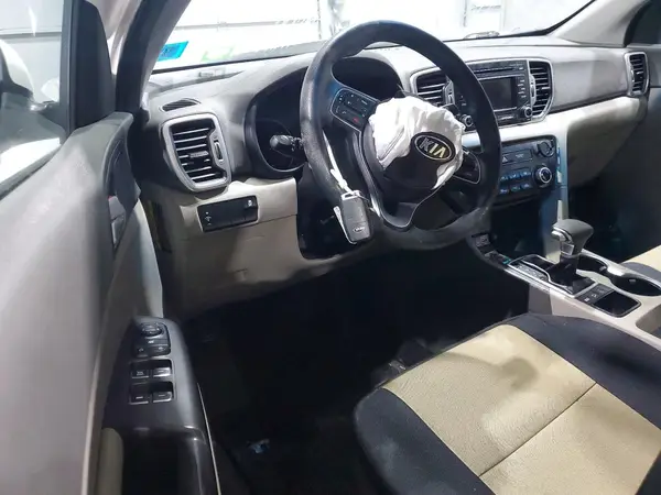 KNDPMCAC2J7388256 2018 KIA SPORTAGE - Image 8