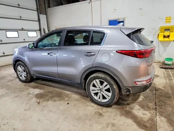 KNDPMCAC2J7399967 2018 KIA SPORTAGE - Image 2