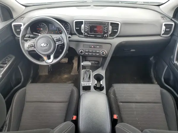 KNDPMCAC2J7408490 2018 KIA SPORTAGE - Image 8