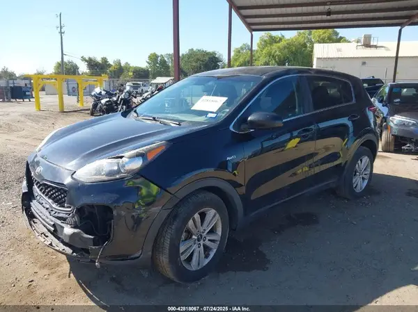 KNDPMCAC2J7450450 2018 KIA SPORTAGE - Image 2