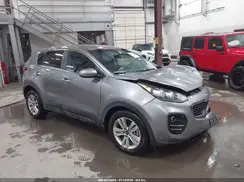 KNDPMCAC2J7472299 2018 KIA SPORTAGE