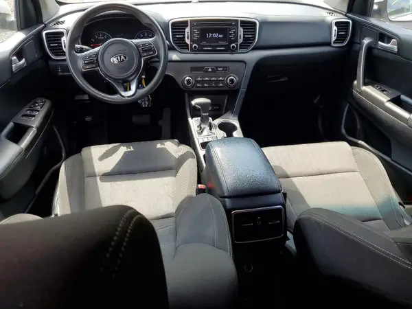 KNDPMCAC2K7500040 2019 KIA SPORTAGE - Image 8