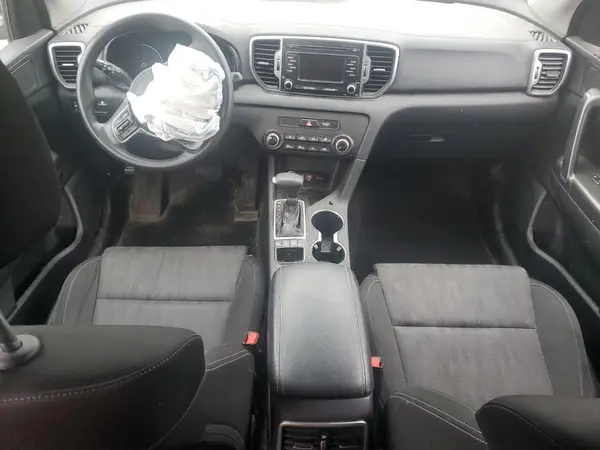 KNDPMCAC2K7505660 2019 KIA SPORTAGE - Image 8