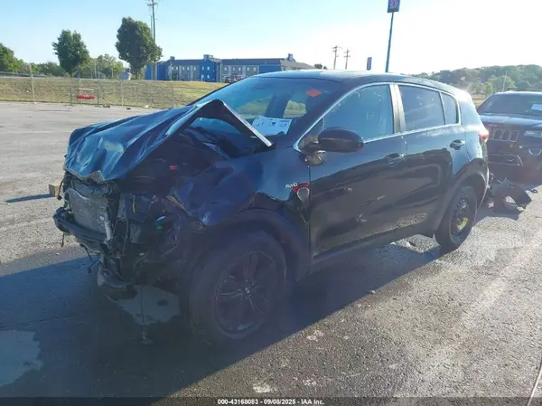 KNDPMCAC2K7517291 2019 KIA SPORTAGE - Image 2