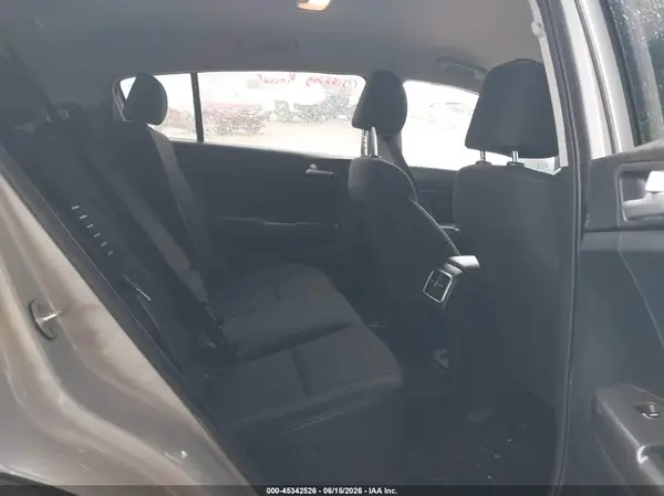 KNDPMCAC2K7541316 2019 KIA SPORTAGE - Image 8