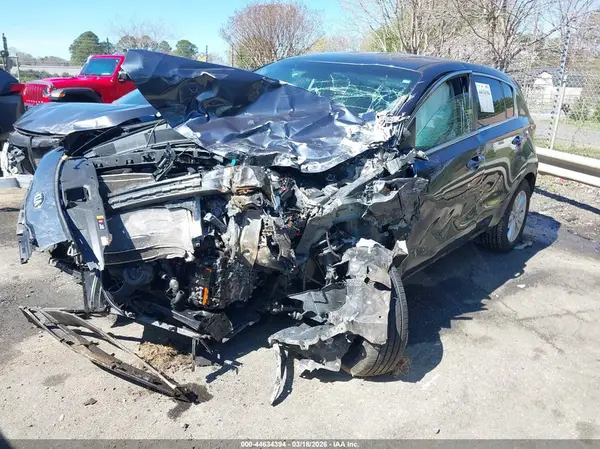 KNDPMCAC2K7561677 2019 KIA SPORTAGE - Image 2