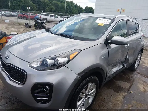 KNDPMCAC2K7589897 2019 KIA SPORTAGE - Image 2