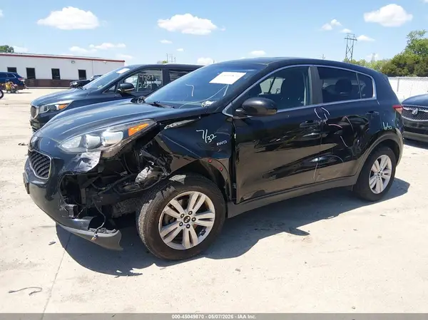 KNDPMCAC2K7590967 2019 KIA SPORTAGE - Image 2