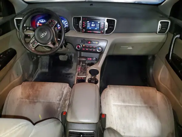 KNDPMCAC2K7598423 2019 KIA SPORTAGE - Image 8