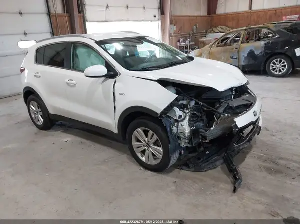 KNDPMCAC2K7602650 2019 KIA SPORTAGE - Image 1