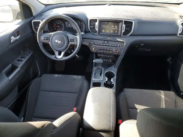 KNDPMCAC2K7604558 2019 KIA SPORTAGE - Image 8